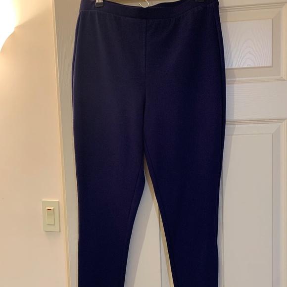 NWOT Fabuously Slimming by Chico’s Navy Blue Legging Pants sz 1 - Picture 1 of 5